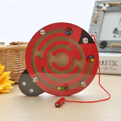 Jouet-éducatif-bebe-Montessori-coccinelle