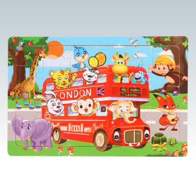 puzzle en bois enfant représentant des animaux à bord d’un bus rouge à deux étages