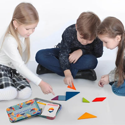 Puzzle-enfant-jeu- tangram